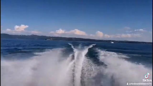 46nodi top speed Sumbird 220 cuddy motore Volvo Penta 225CV Lago di BOLSENA TikTok смотреть онлайн