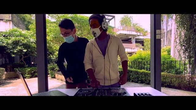 Sleqroth & pyaniX - Toksik (Live With Hercules Inpulse 300) смотреть онлайн
