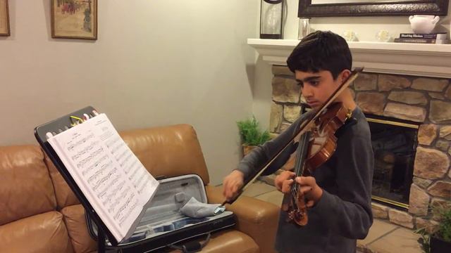 Daniel playing minuet by Luigi Boccherini on the violin смотреть онлайн