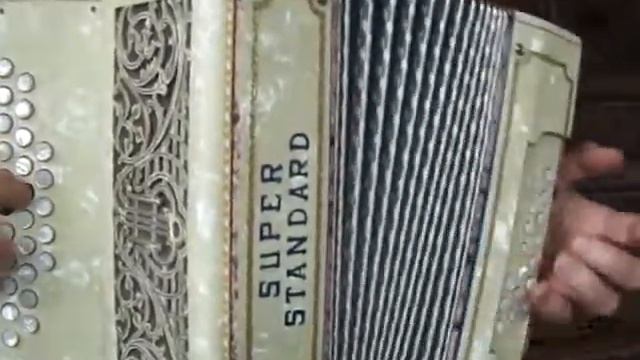 Paolo Rogledi (?) Super Standard, C/F, 4 Chor/ Reel diatonic/ https://akkordeon-museum.ch/sammlung смотреть онлайн