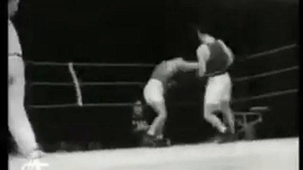Laszlo Papp (Hungary) vs Givi Darbaiseli (USSR)