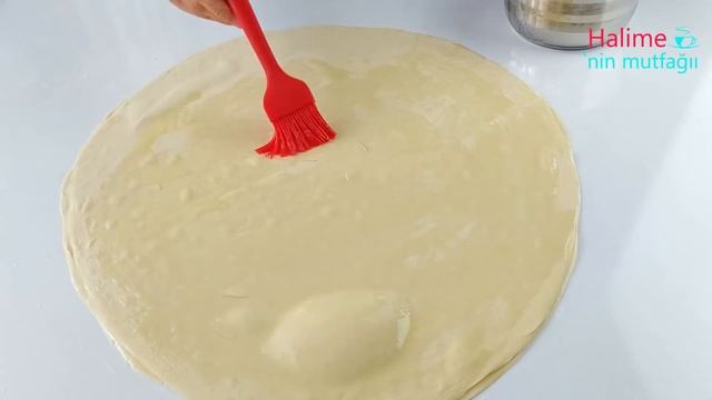 BU ÇÖREĞİ YAPMANIZI ŞİDDETLE TAVSİYE EDİYORUM?MAYASIZ TEL TEL AYRILAN SAYA ÇÖREĞİ⁄HALİMENİN MUTFAĞI смотреть онлайн
