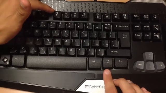 Ревю на геймърската клавиатура Canyon Valiant смотреть онлайн