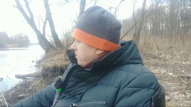 Рыбалка 4 Марта. Дикий лещ и крупная плотва весной. Ловля на фидер смотреть онлайн