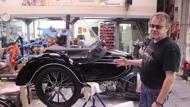 ИЖ-49, ИЖ-56, БП-56, Рига-13 и ИЖ Юпитер-3 в одном ролике от мотоателье Ретроцикл. смотреть онлайн