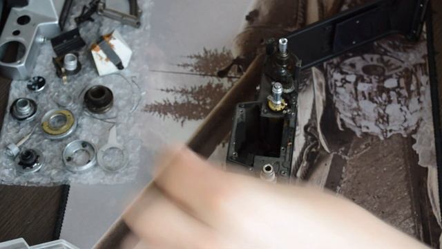 Zenit-E | Zenit-B soviet slr camera disassembly смотреть онлайн