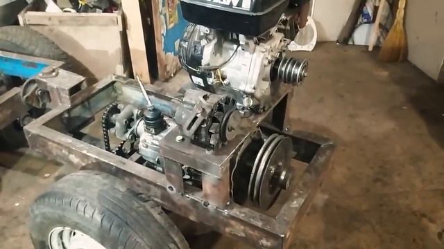 САМОДЕЛЬНЫЙ ТРАКТОР за 8 МИНУТ // Мини трактор для деревни своими руками смотреть онлайн