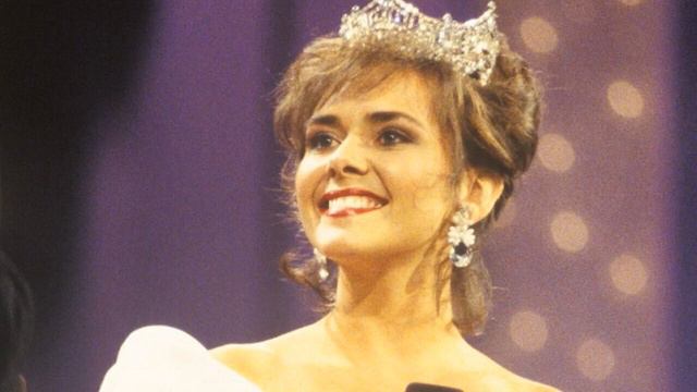 Miss America 1993 and Jacksonville native, Leanza Cornett, dies after brain injury from fall смотреть онлайн