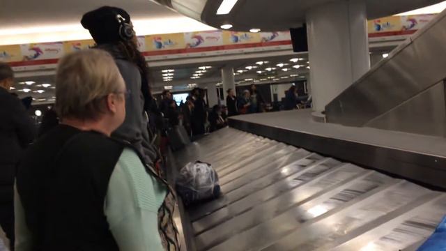Настал тот час. Back to USA! смотреть онлайн