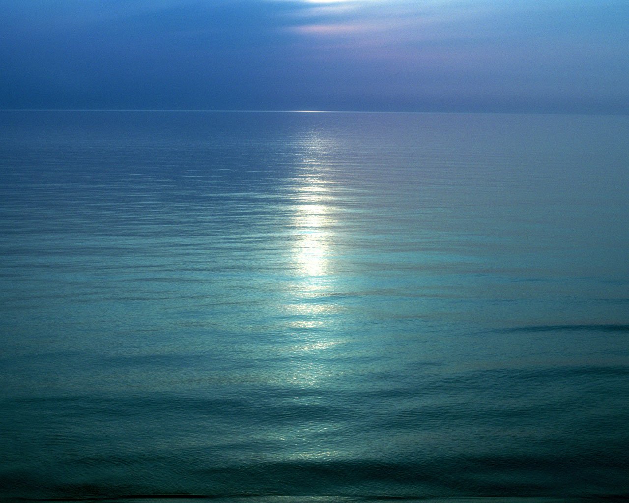 море