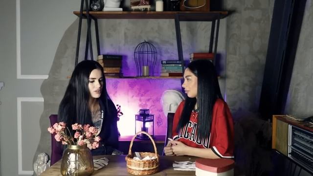 ПАРУ СЛОВ ТУДА-СЮДА | SHUSHANNABEST | Карина Аракелян ARRAKELYAAN | откровенные ответы смотреть онлайн