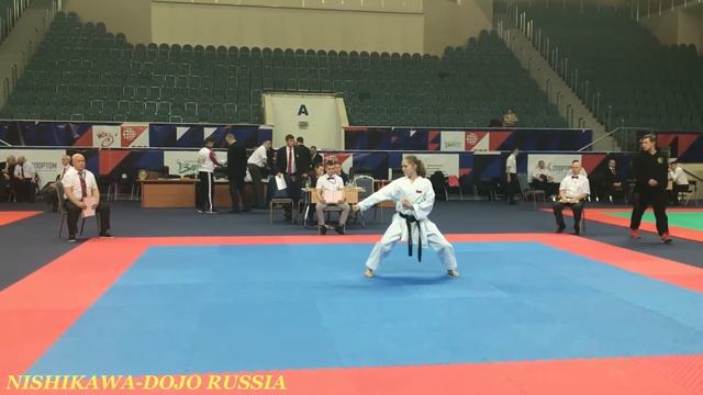 Ката Годзюшихо - Дай (женщины, 1/2 финала) / 松濤館 空手 形 五十四歩大 смотреть онлайн