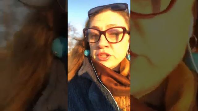 Где гарантии, что вы не скроетесь с моими деньгами? смотреть онлайн