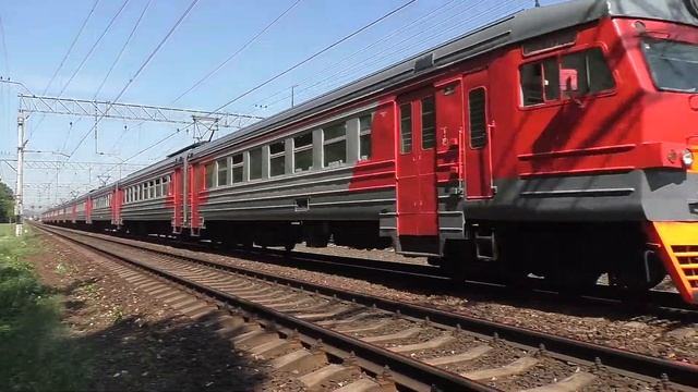 Электропоезд ЭР2Р-7075 (ТЧ-26) пригородный поезд №6356 Москва - Люберцы-1. смотреть онлайн