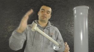 Простой инструмент для прочистки канализации