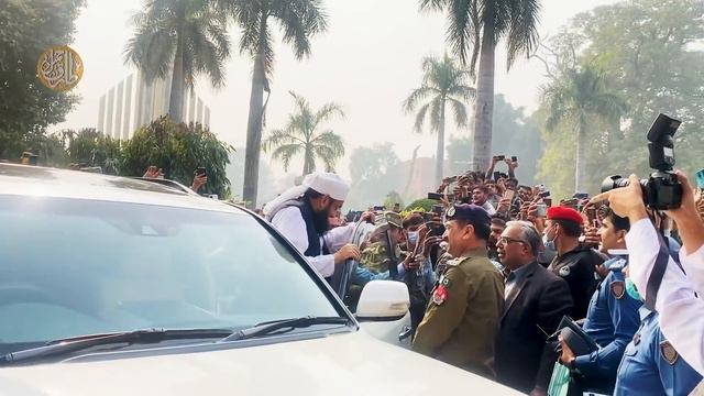 Students of Agriculture University Faisalabad welcome Molana Tariq Jamil 25 Nov 2021 | Latest Vide смотреть онлайн