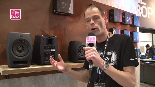 Musikmesse 2015 - Pioneer RM-07 Coax-Monitor смотреть онлайн