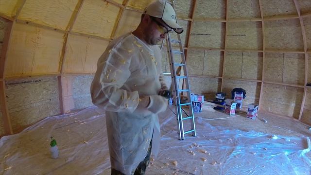 Строительство Купольного дома Добросфера Z8 своими руками. Часть 5. OSB на пол, утепление POLYNOR смотреть онлайн
