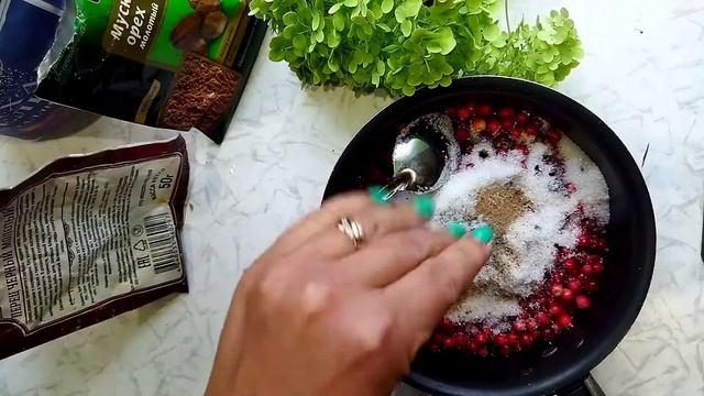 Брусничный соус без уксуса, без вина. Соус к мясу. Быстрый рецепт брусничного соуса Шведский соус смотреть онлайн