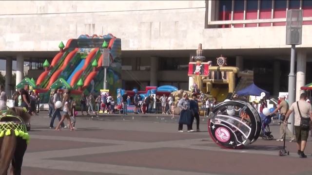 Симбирску-Ульяновску 370 лет. Обзор праздничных площадок. смотреть онлайн