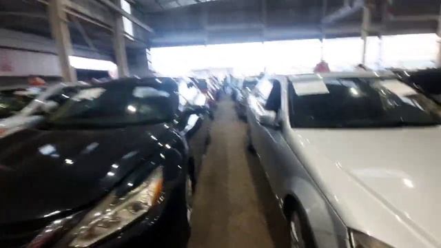 Аз соли 2013 боло нархи мошинойи Америка  дар Дубай Аукцион.