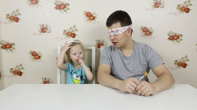 THE LOLLIPOP CHALLENGE. Чупа чупс Челлендж. Угадываем вкус. Видео для детей смотреть онлайн