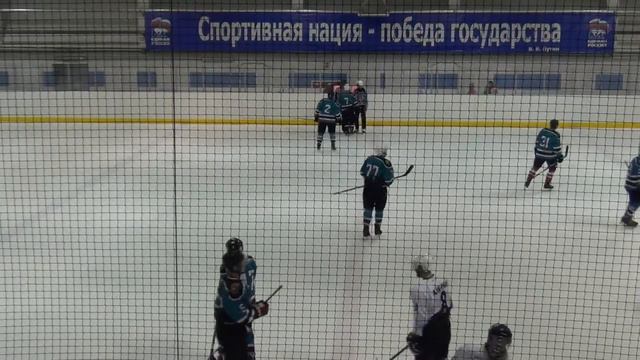 Матроскин2 - Метеор 6. Круг 1, тур 9. Интересная игра любителей в хоккей. Омичи в игре! смотреть онлайн