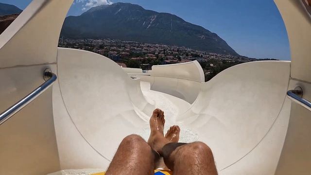 Orka World Waterpark - Boomerang Water Slide смотреть онлайн