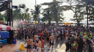 Тайский Новый год (Сонгкран) в апреле в Паттайе