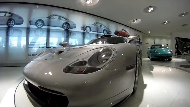porsche/mercedes museum смотреть онлайн