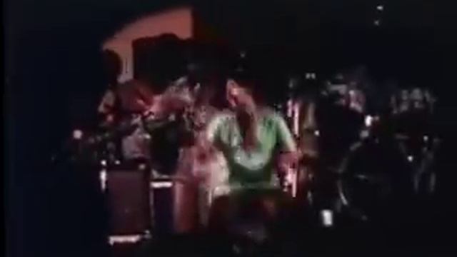 Bob Marley One Love Concert 1978 - Jammin [real Lightning Strike As Bob Speaks To Jah.]