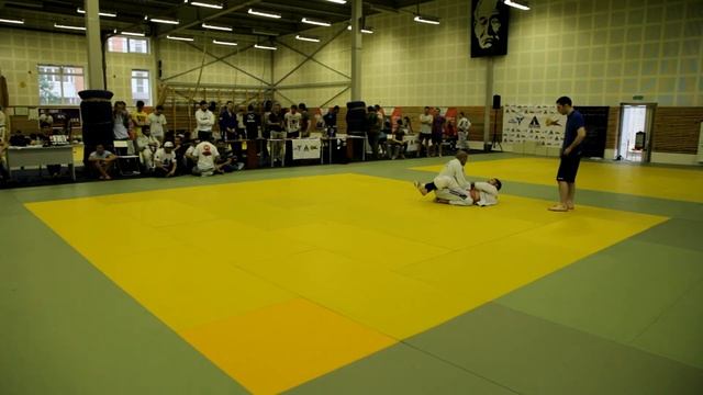 R.I.O. BJJ 2013. Зайнуков Зайнутдин (Стрела Alliance) vs Залеев Георгий (Zaleev Fight Team) смотреть онлайн