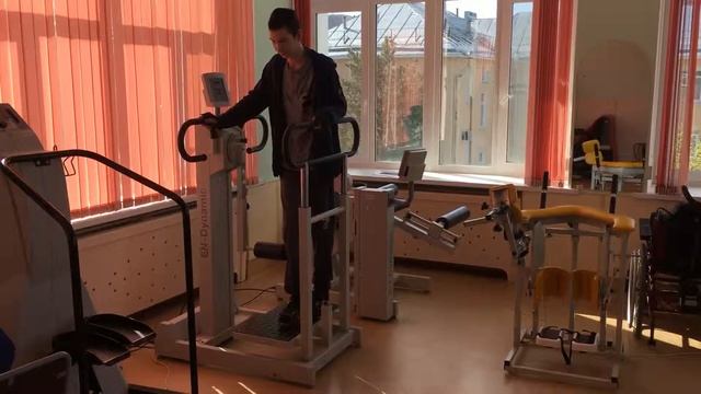 Первая неделя реабилитации. Занятие на тренажерах смотреть онлайн