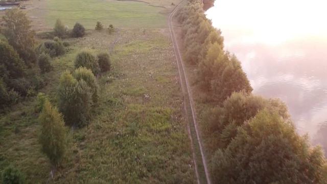 Short drone sunset flight Dubna River смотреть онлайн