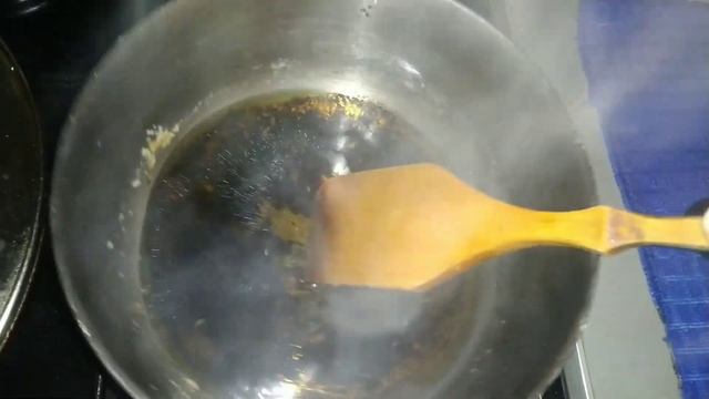 как отчистить кастрюлю от гари, без скребка. смотреть онлайн