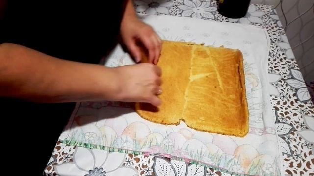 Рулет к чаю 5 ложек. Проще не бывает. смотреть онлайн