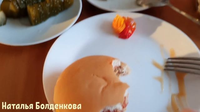 Телефон в подарок//Расклёв перепелов//Новое пальто смотреть онлайн