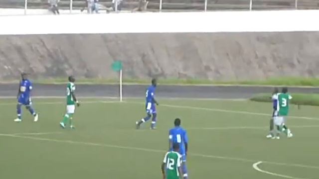 BONG PAUL STEPHANE,International cameroonian right back No 15 смотреть онлайн