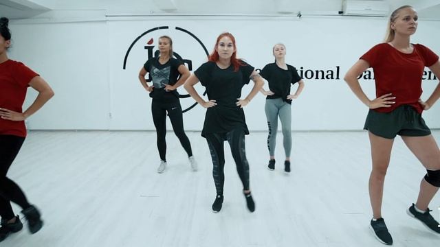 IDC TOP SKILLS DANCE WEEK - 2018 AUGUST смотреть онлайн