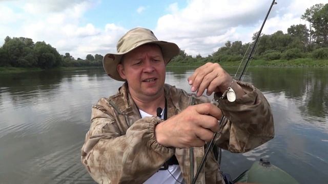 ЭТО на спиннинг НЕ КЛЮЕТ! А Я ПОЙМАЛ! Неожиданный улов. Ловля окуня на спиннинг и вертушку смотреть онлайн
