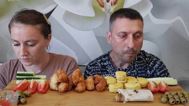 МУКБАНГ ЧЕЛЛЕНДЖ ДОМАШНИЕ НАГГЕТСЫ ПРОТИВ МАГАЗИННЫХ | MUKBANG CHALLENGE HOMEMADE NUGGETS смотреть онлайн