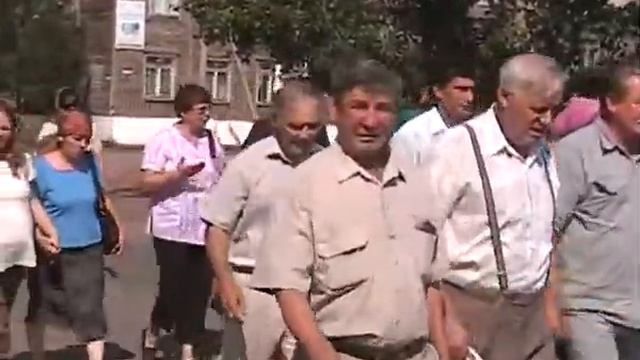 День Села 2009. Крестный ход. Петропавловка. смотреть онлайн