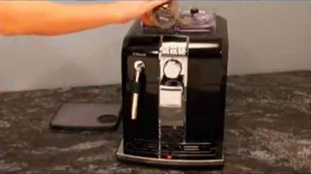 Syntia Focus - Filling The Bean Hopper смотреть онлайн