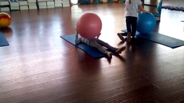 Анастасия Мантлер. Занятия ЛФК детям нужны. смотреть онлайн