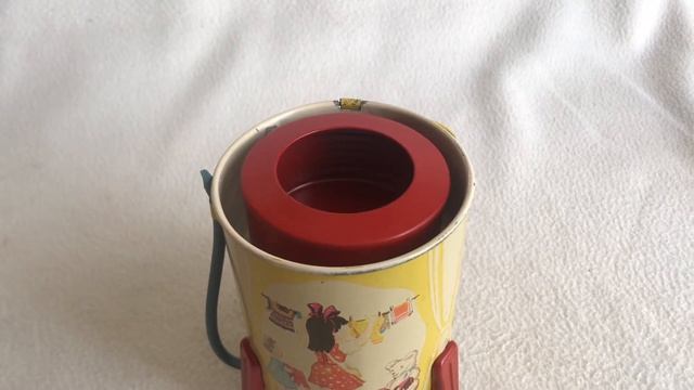 Заводная механическая игрушка -Стиральная машинка.СССР.Редкость. смотреть онлайн