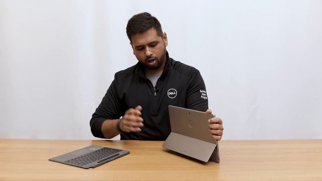 Unboxing the Latitude 7320 Detachable смотреть онлайн