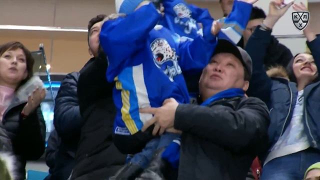 Михайлис пробивает Мурыгина смотреть онлайн