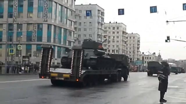 Танки в Москве клас смотреть онлайн
