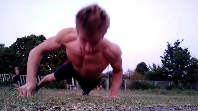 ОТЖИМАНИЯ от LvL 1 до LvL 100 (КАКОЙ У ТЕБЯ?) смотреть онлайн