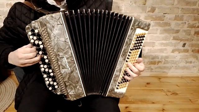 Bayan Ukraina смотреть онлайн